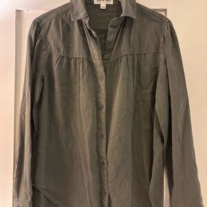 Cloth & Stone Olive Button-Up Blouse